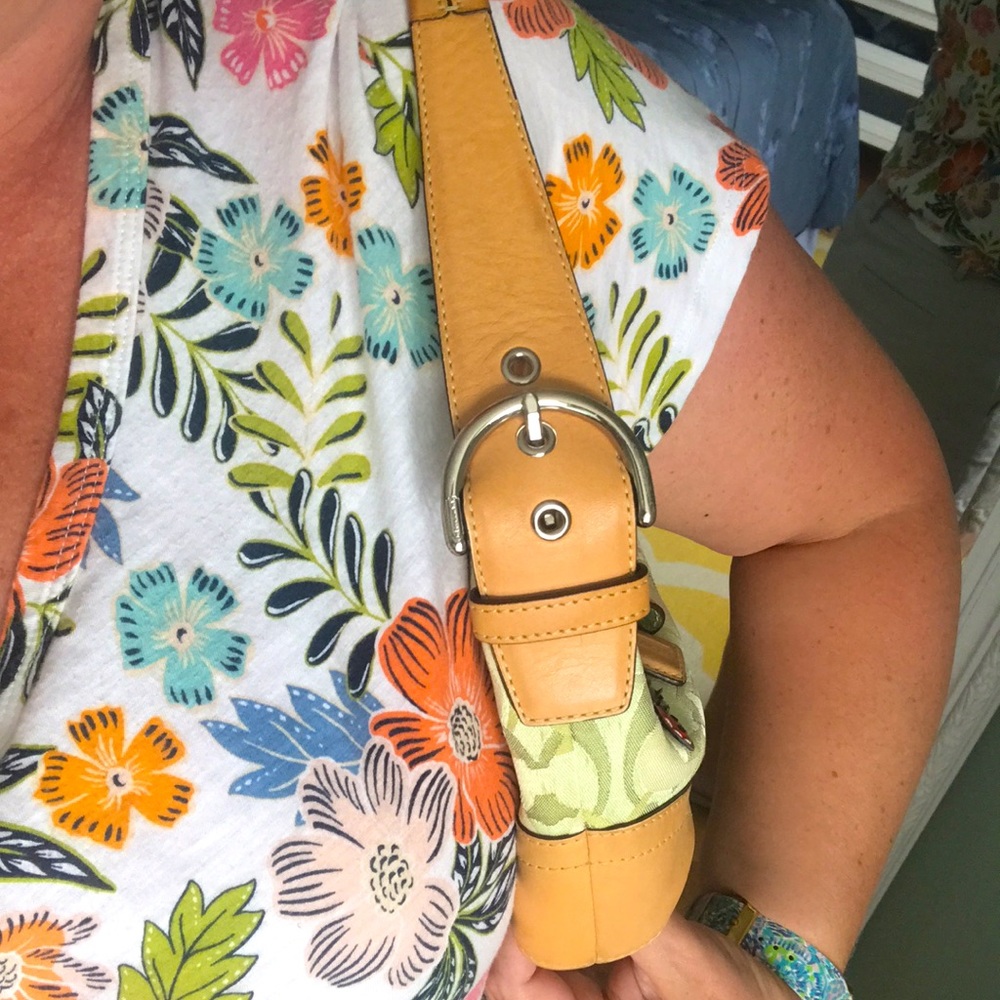 Coach Handbag - Picture 7 of 7